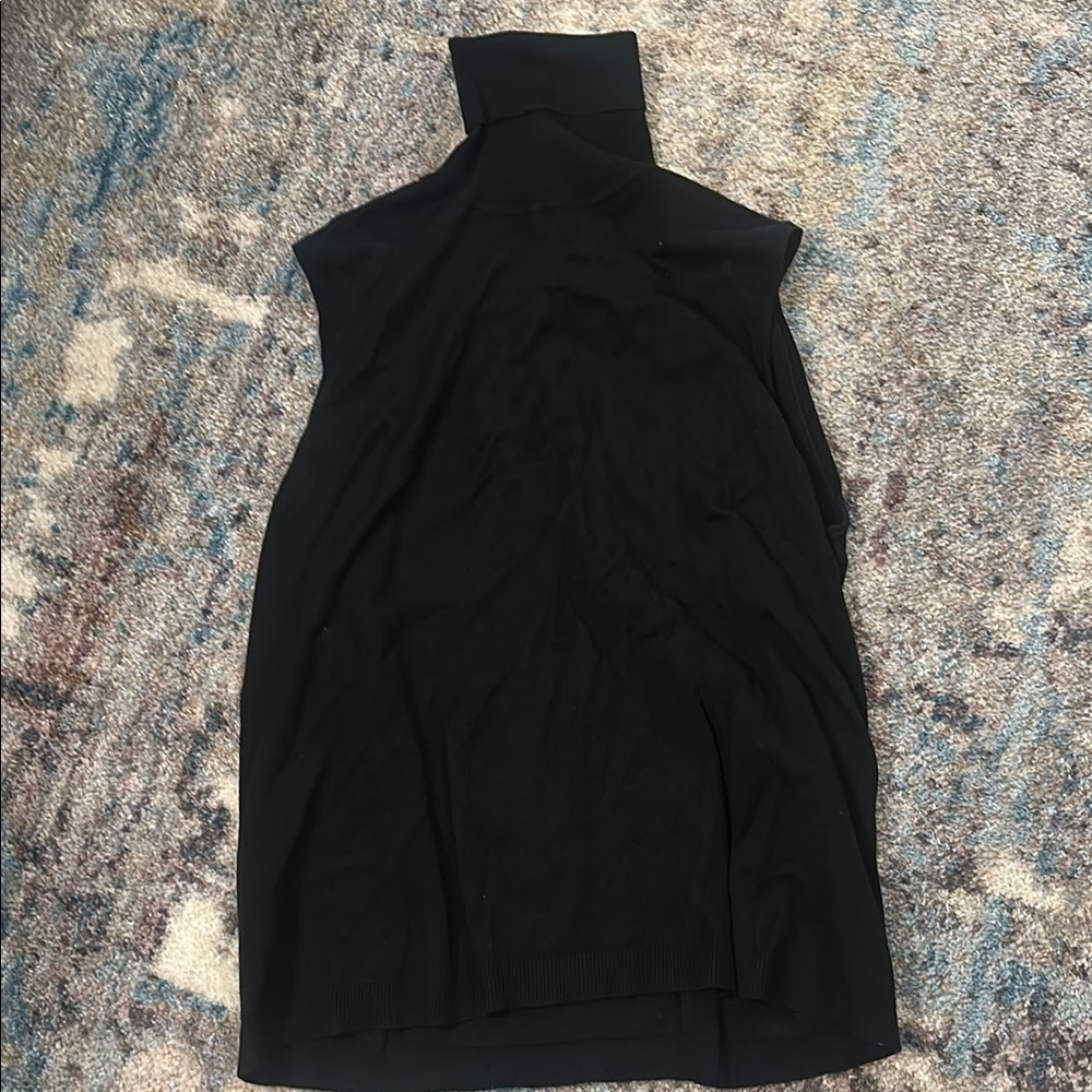 Black Sleeveless Silk and Cashmere Turtleneck Sweater Size Large Emerson Rose
